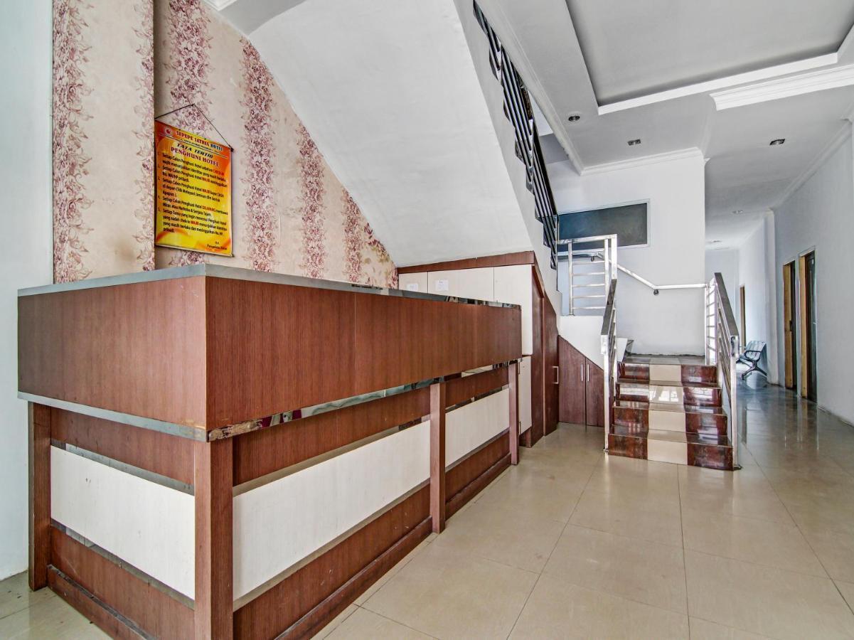 Oyo 90897 Hotel Sepupu Satria เปกันบารู ภายนอก รูปภาพ