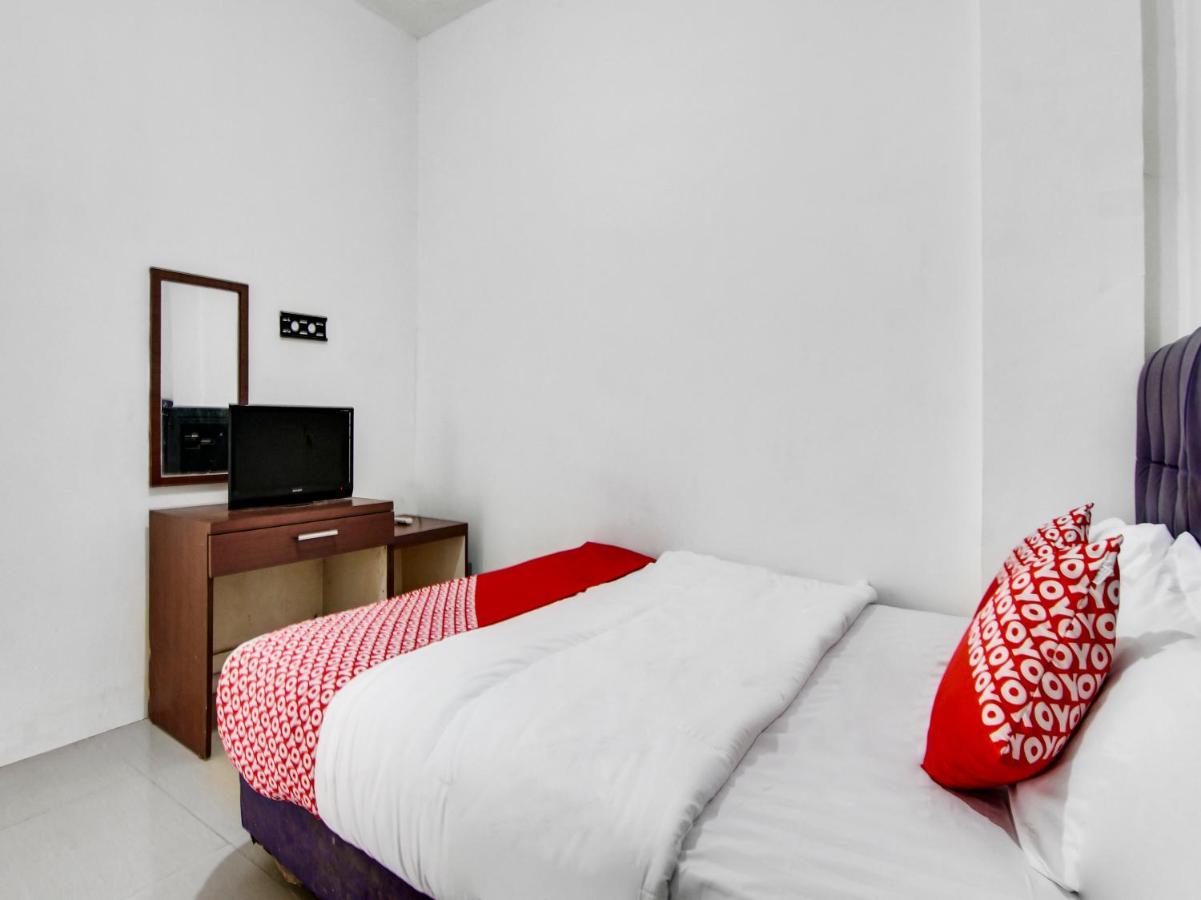 Oyo 90897 Hotel Sepupu Satria เปกันบารู ภายนอก รูปภาพ