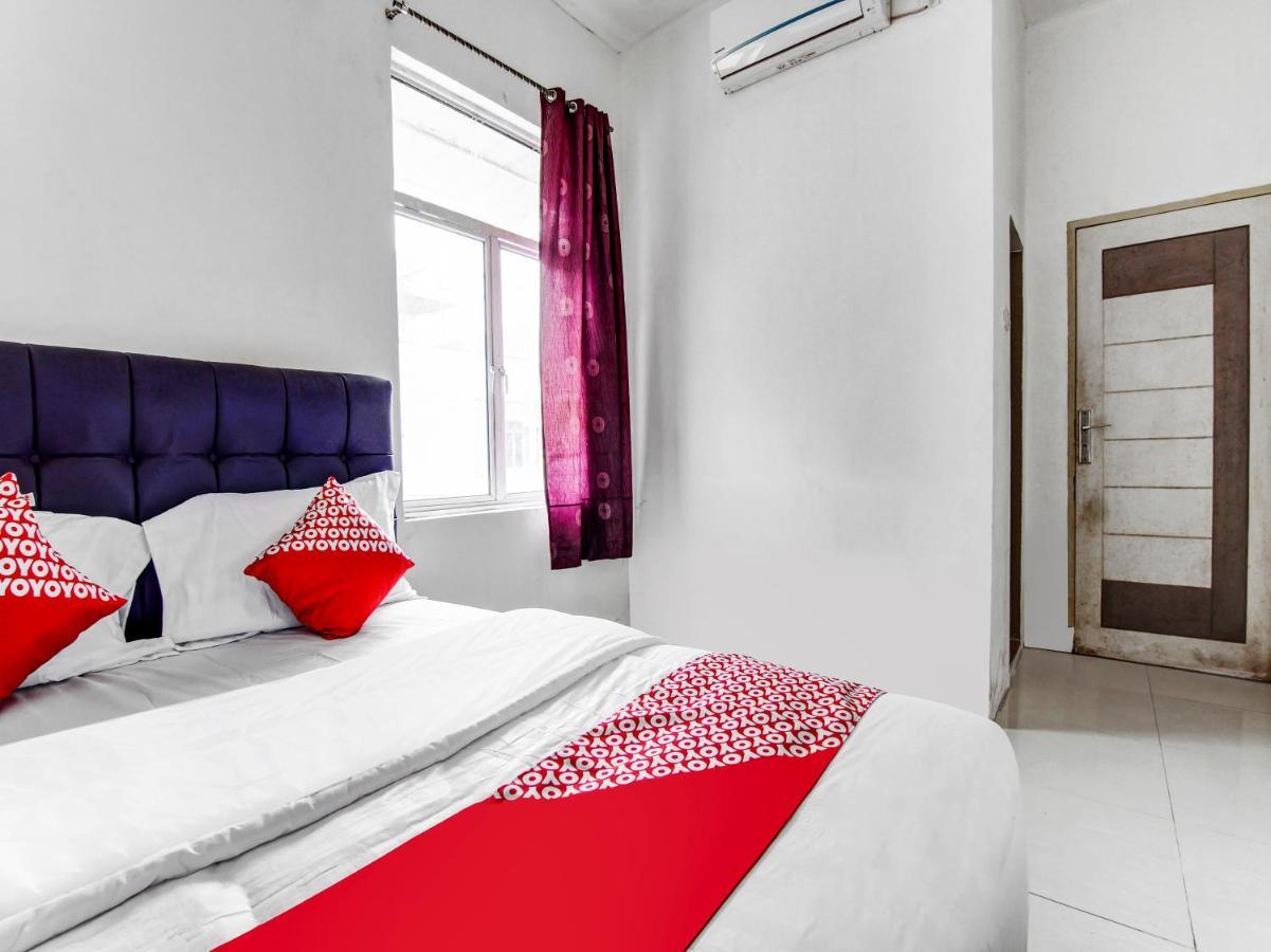 Oyo 90897 Hotel Sepupu Satria เปกันบารู ภายนอก รูปภาพ
